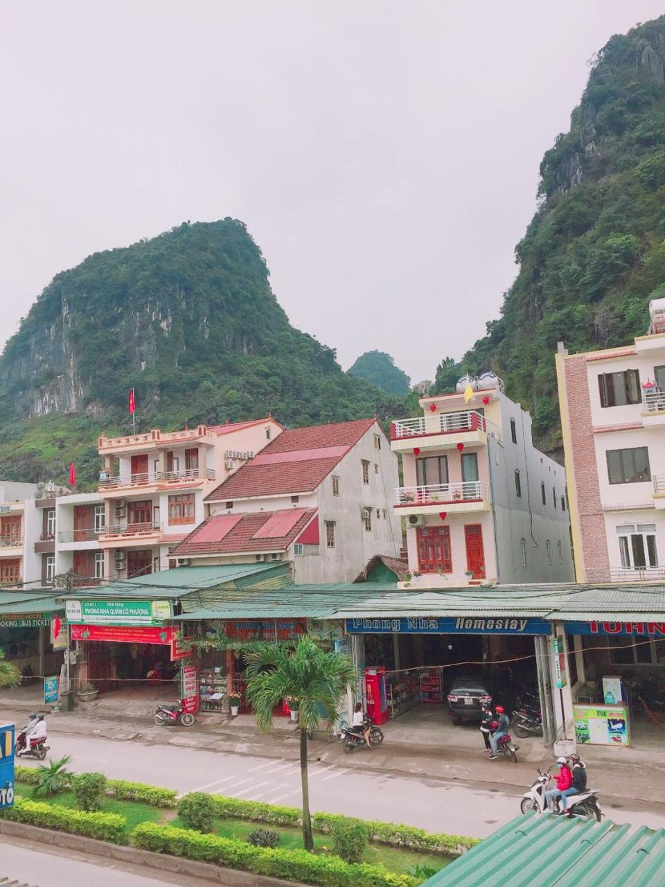 Golden Forest Homestay Phong Nha Exterior photo
